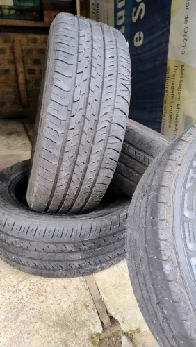 Jogo de 4 Pneus Goodyear 205/55/r16