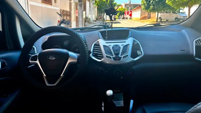 Ford Ecosport Freestyle 1.6 16V Flex 5P 2013