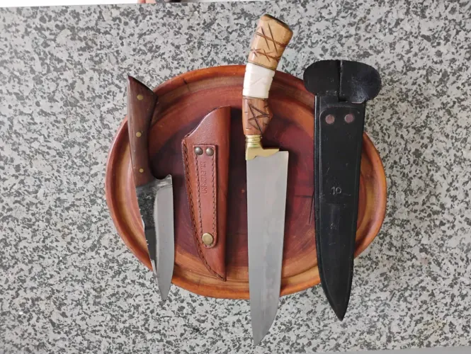 Facas artesanais
