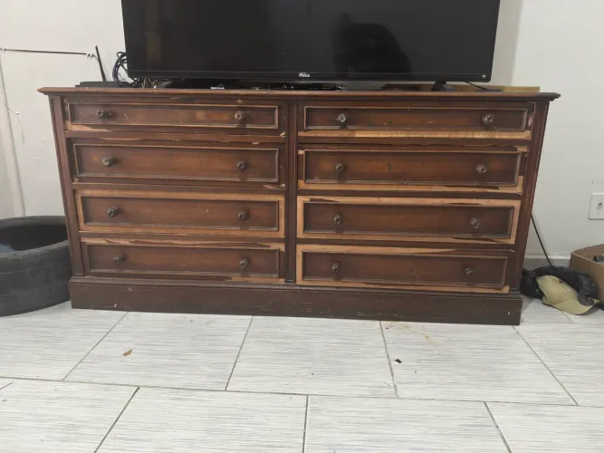 Cômoda 8 Gavetas Mogno