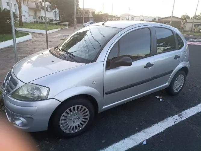 Citroen C3 GLX 1.4/ GLX Sonora 1.4 Flex 8V 5P 2011
