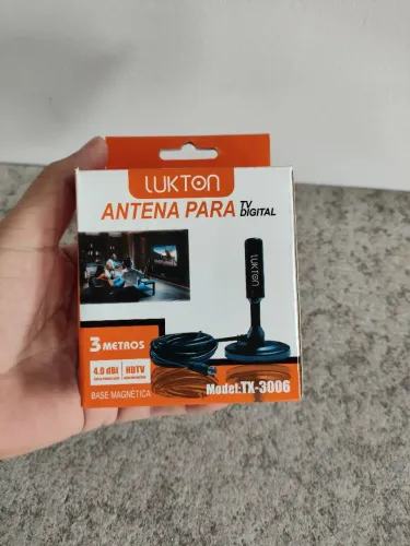 Kit Antena Tv Digital HDTV Interna/Externa a Prova D?água e Cabo 3m