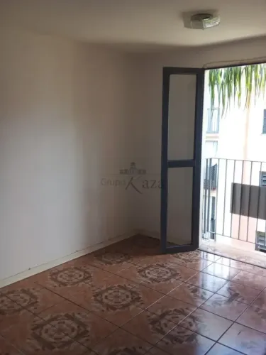Imóvel para aluguel tem 50 metros quadrados com 2 quartos