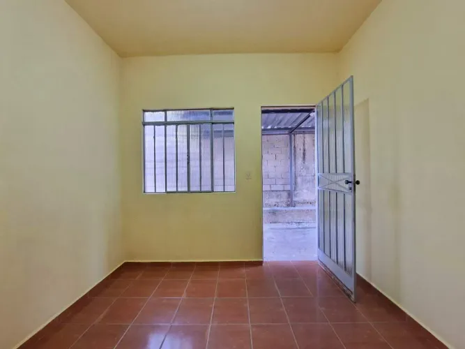 Casa para aluguel, 3 quartos, 1 vaga, Quintino - Divinópolis/MG