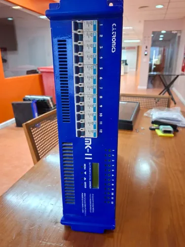 Rack Dimmer Digital C.I. Tronic MK II DMX512 - 12 Canais - 220 V