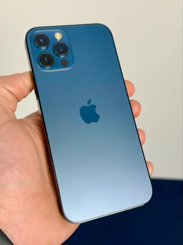 iPhone 12 PRO 256GB AZUL - ACEITAMOS TROCAS/PARCELAMENTO EM ATÉ 18x