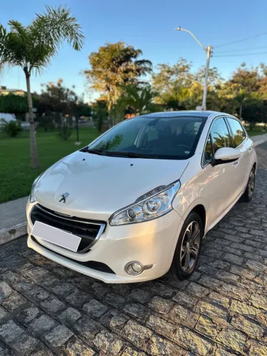 Peugeot 208 Griffe 1.6 Flex 16V 5P Aut. 2015