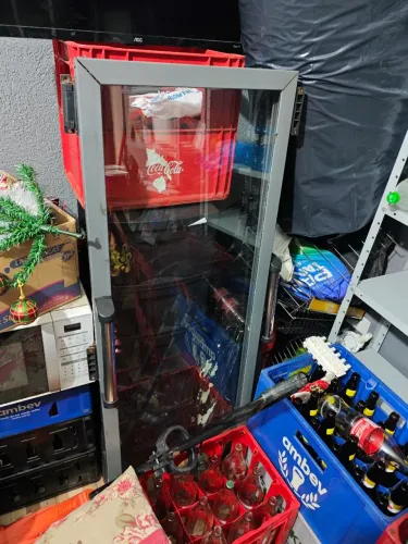 Refrigerador laticínios com defeito
