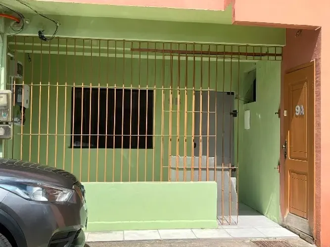 Casa em alameda fechada na Pedreira