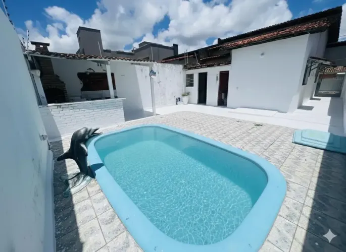 RS | NOVA ESPERANÇA CASA COM PISCINA