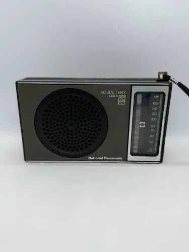 Rádio Antigo National Panasonic R-143 AM Japonês 