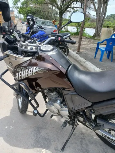 Moto semi nova