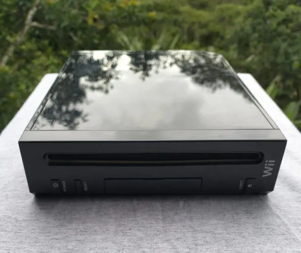 Nintendo Wii 512MB Sports Pack/Wii Motion Plus cor preto
