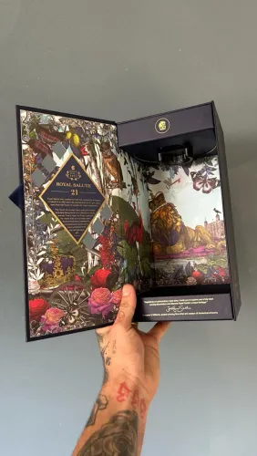 Caixa original whisky royal salute