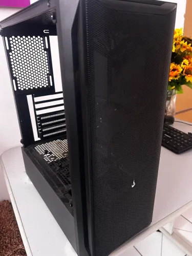 Gabinete Rise Mode Z3 Glass + 2 Kits Fans Rise Mode Aura Pro ARGB