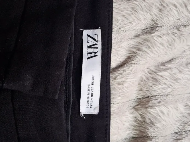 Calça preta da zara (usado em ótimas condições)