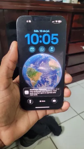 iPhone 16e