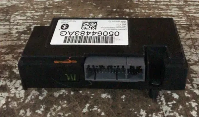 Módulo Bluetooth Journey Town Country 2016 / 05064483ag