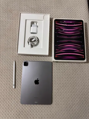 iPad Pro 11 4 geração , chip M2 novinho