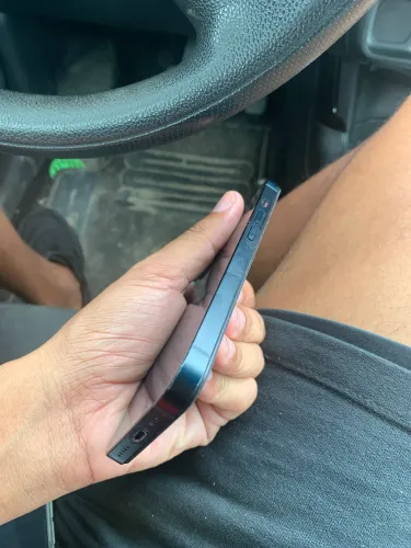 iPhone 14 tela trocada, só venda