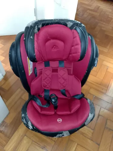 Vendo cadeirinha de segurança pra criança.