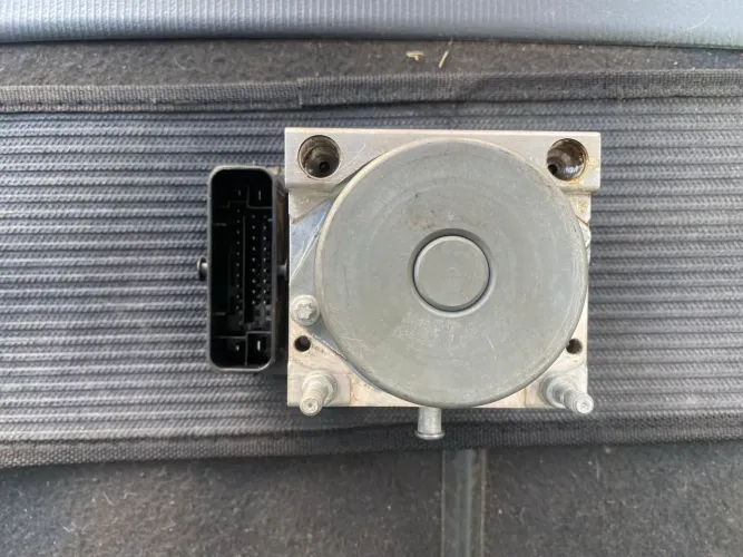 Módulo Abs Fiat Palio Weekend Strada Adventure 2012/2016 0265800789