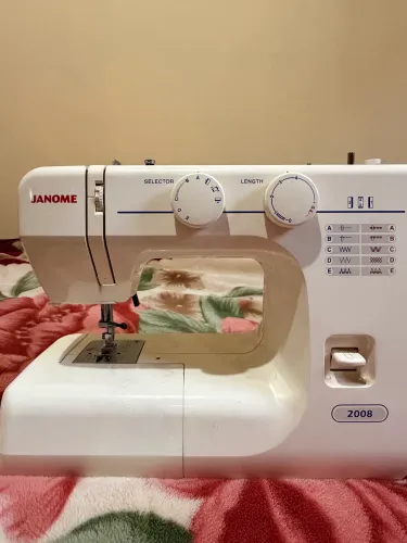 Máquina de Costura Janome 2008 - Estado de Nova | Nunca usada