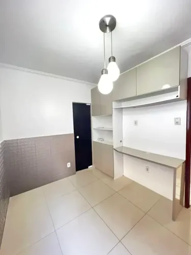 Casa para aluguel 200 metros com 3 quartos Cond Ferrazzi - Cohama - São Luís - MA