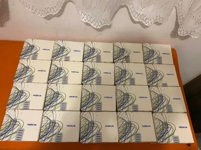lote com 20 celulares nokia 1208 novos