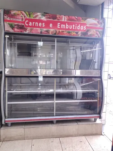 Balcão pode carnes para açougue ou mercado