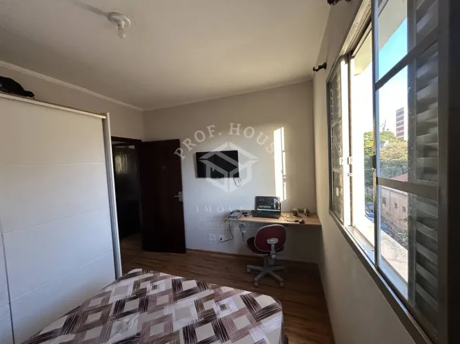 Apartamento à venda no Edifício Estrela Dalva no Centro de Limeira-SP