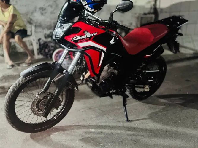 Vendo moto sahara 300 rally