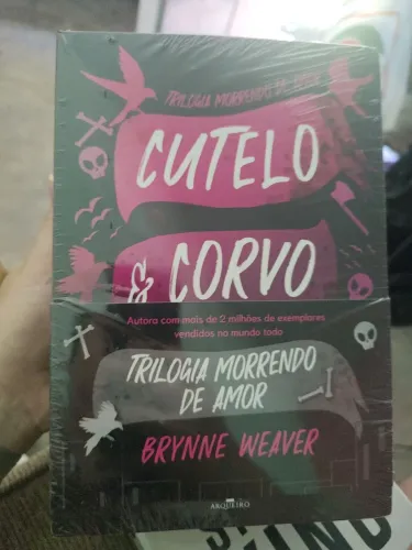 Trilogia Morrendo de Amor - 3 livros (cutelo e corvo, couro e rouxinol, foice e pardal)