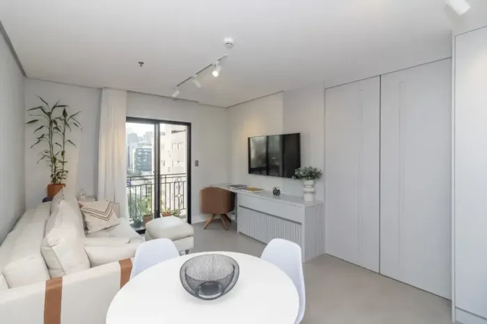 Imóvel para venda possui 43 metros quadrados com 1 quarto em Itaim Bibi - São Paulo - SP