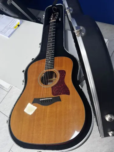 Taylor 310 com captaçao