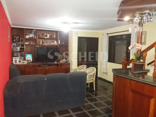 LINDA CASA NA VILA DO CASTELO