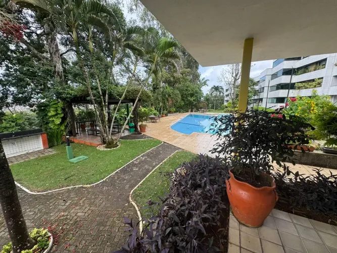 Morar cercado de verde sem sair de Recife - Apipucos 4 qts 4 suítes