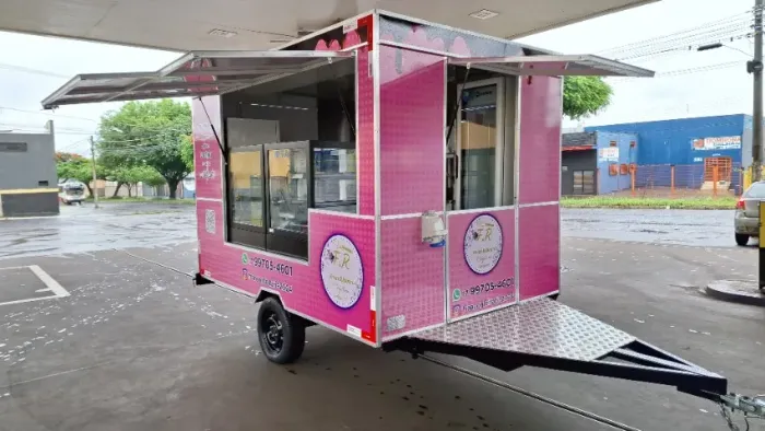Trailer bolo food