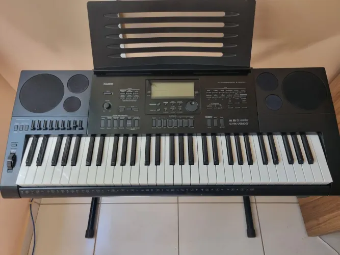 Teclado Casio CTK 7200