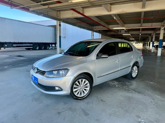 Volkswagen Voyage Comf/highli. 1.6 MI T.flex 8V 4P 2014