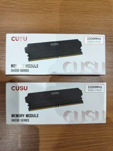 2 Memórias 8GB DDR4 3200hz
