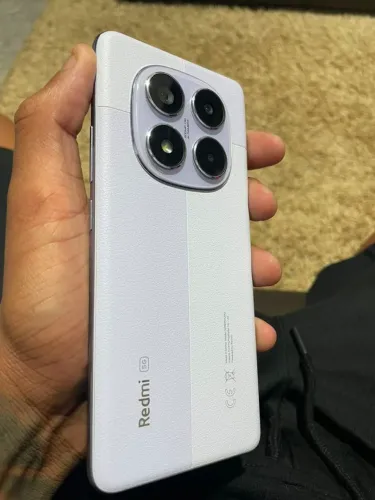 Redmi note 14 pro 5g 256g, caixa e nota fiscal. Está na conta da Payjoy. 