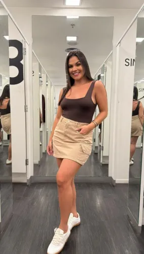 Saia de Sarja Cargo Cintura Média Bege - Loja Cea