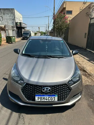 Hyundai HB20 Unique 1.0 Flex 12V Mec. 2019