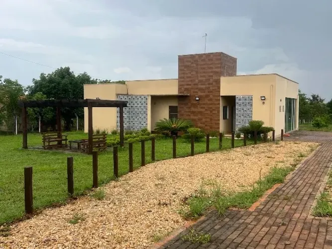 Chácara Condomínio Vale das Cachoeiras, 2100m², Casa 3Q, Pomar, Gramado, Aragoiânia.