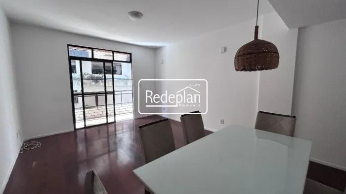 Apartamento à Venda no Edifício Augustus - Centro/BM
