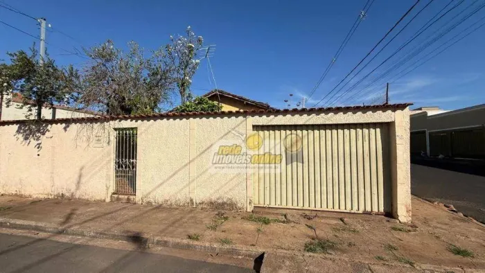 Casa com 3 dormitórios à venda, 163 m² por R$ 269.000,00 - Santa Marta - Uberaba/MG