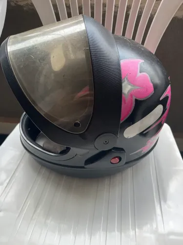VENDO CAPACETE SAN MARINO N56
