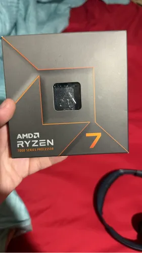 Ryzen 7 7700x 8 / 16 AM5 c/caixa