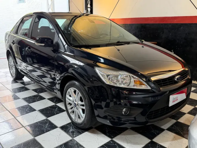 Ford Focus Sedan 2.0 16v/2.0 16V Flex 4P Aut. 2013